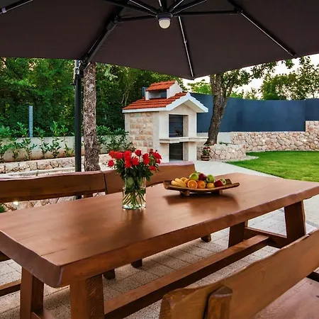 Dubravka, - Makarska Villa